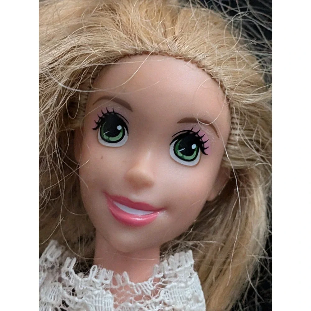 2009 Mattel Disney Princess Doll Blonde Hair Ivory‎ Shimmer Dress Fairytale 12